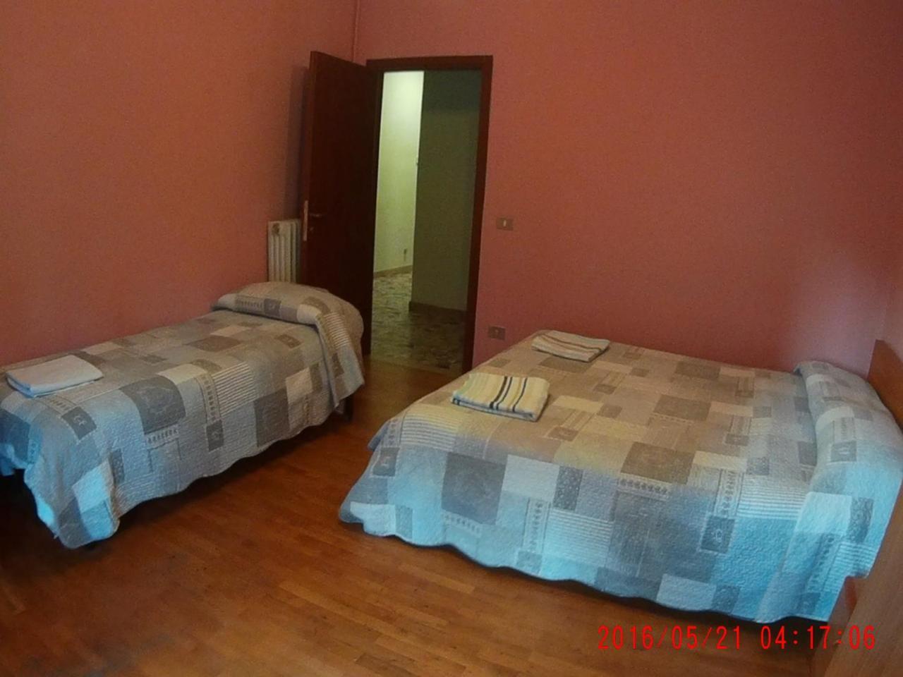 Double or Twin Room with Shared Bathroom