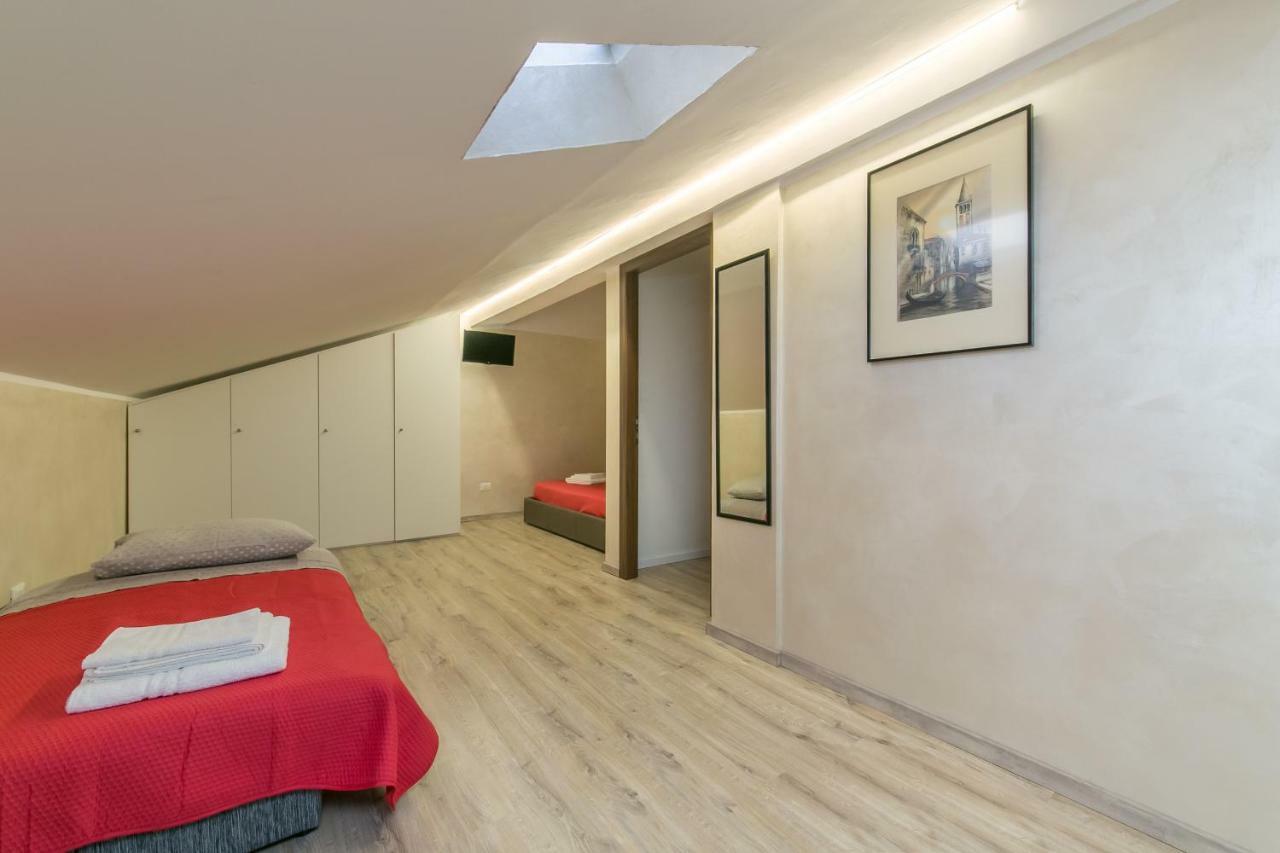 Standard Zimmer mit Kingsize-Bett