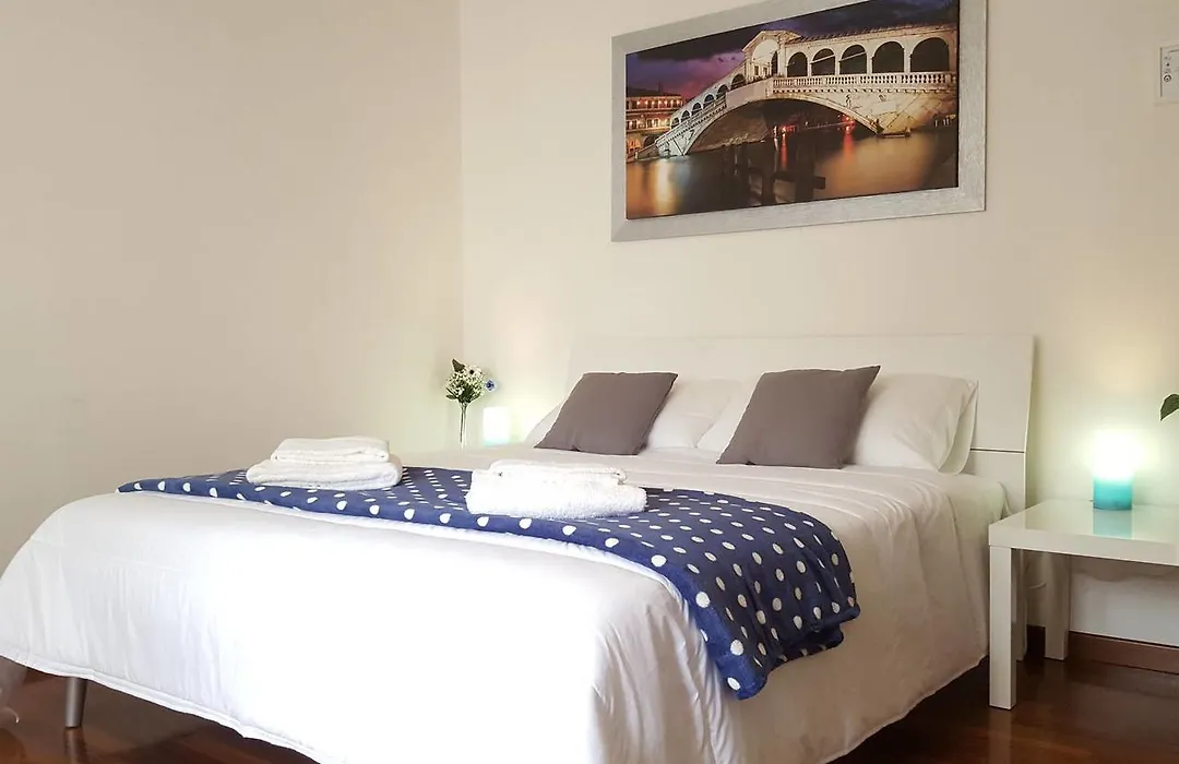 B&B Bluevenice-1