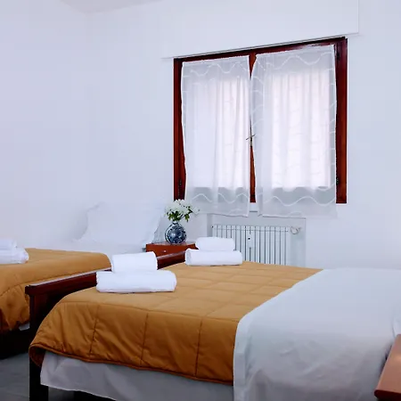 Rosa Garden B&B-2