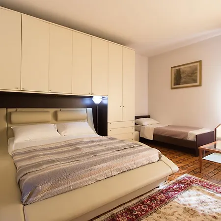 Dreambnb-2